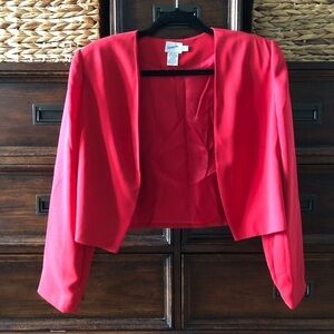 Vintage Jacqueline Ferrar Red open cropped blazer in size 12